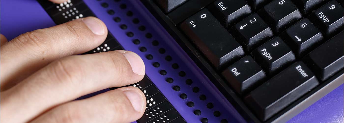 Keyboard for visually impaired user